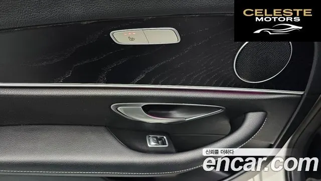 MERCEDES BENZ E-Classe W213 E220d 4MATIC Avantgarde 2018 — photo 18 sur 20