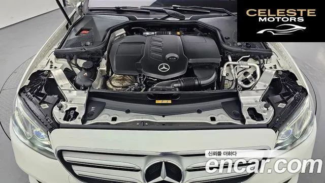 MERCEDES BENZ E-Classe W213 E220d 4MATIC Avantgarde 2018 — photo 6 sur 20