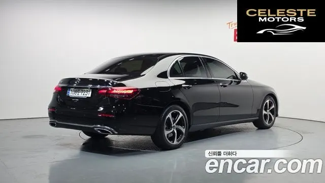 MERCEDES BENZ E-Classe W213 E250 Avantgarde 2021 — photo 2 sur 20