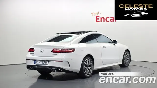 MERCEDES BENZ E-Classe W213 E300d 4MATIC Coupé 2023 — photo 2 sur 20