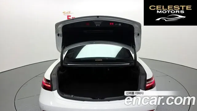 MERCEDES BENZ E-Classe W213 E300d 4MATIC Coupé 2023 — photo 20 sur 20