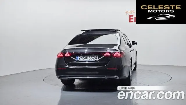 MERCEDES BENZ E-Classe W214 E450 4MATIC Exclusive 2024 — photo 4 sur 20