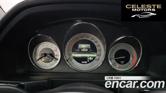 MERCEDES BENZ GLK-Classe X204 GLK220 CDI Premium 2013 — photo 8 sur 26