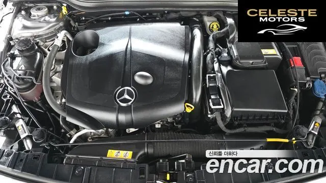 MERCEDES BENZ GLA-Classe X156 GLA200 d 4MATIC 2016 — photo 6 sur 20