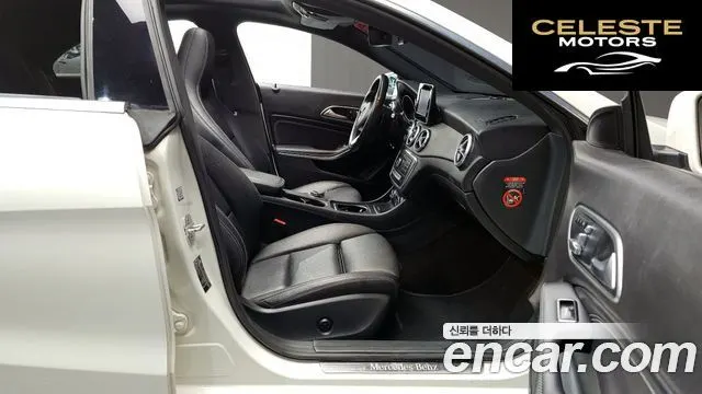 MERCEDES BENZ CLA-Classe C117 CLA250 4MATIC 2018 — photo 11 sur 26