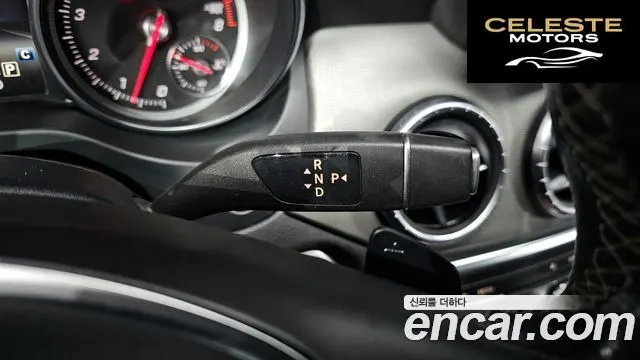 MERCEDES BENZ CLA-Classe C117 CLA250 4MATIC 2018 — photo 9 sur 26
