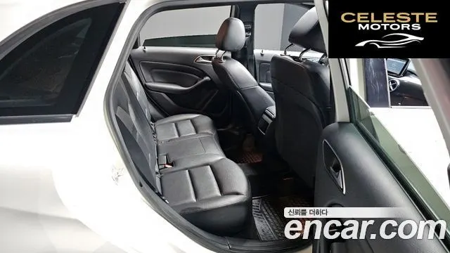MERCEDES BENZ B-Classe W246 B200 CDI 2015 — photo 12 sur 26
