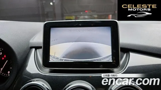 MERCEDES BENZ B-Classe W246 B200 CDI 2015 — photo 16 sur 26