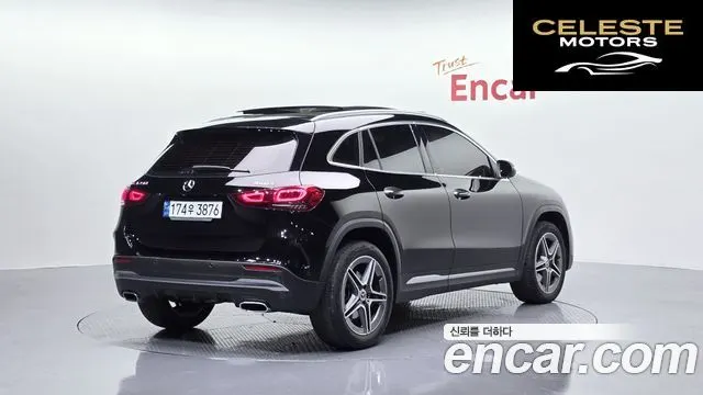 MERCEDES BENZ GLA-Classe H247 GLA250 4MATIC 2022 — photo 2 sur 20