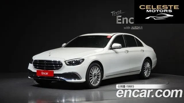 MERCEDES BENZ E-Classe W213 E220d 4MATIC Exclusive 2022 — photo 1 sur 20