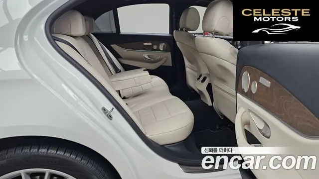 MERCEDES BENZ E-Classe W213 E220d 4MATIC Exclusive 2022 — photo 12 sur 20
