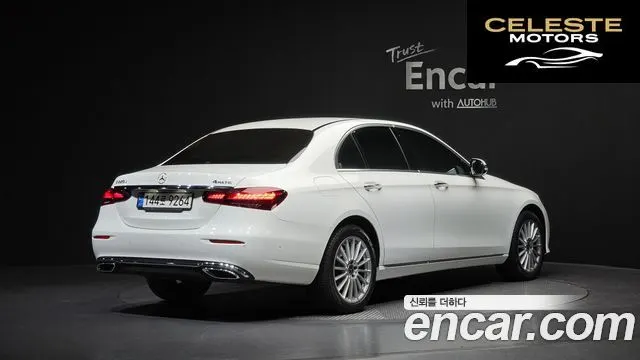 MERCEDES BENZ E-Classe W213 E220d 4MATIC Exclusive 2022 — photo 2 sur 20