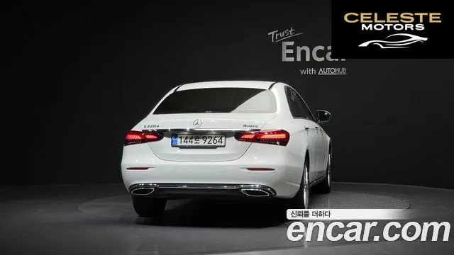 MERCEDES BENZ E-Classe W213 E220d 4MATIC Exclusive 2022 — photo 4 sur 20