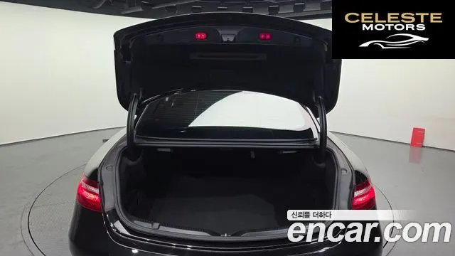 MERCEDES BENZ E-Classe W213 E220d Coupé 2019 — photo 20 sur 26