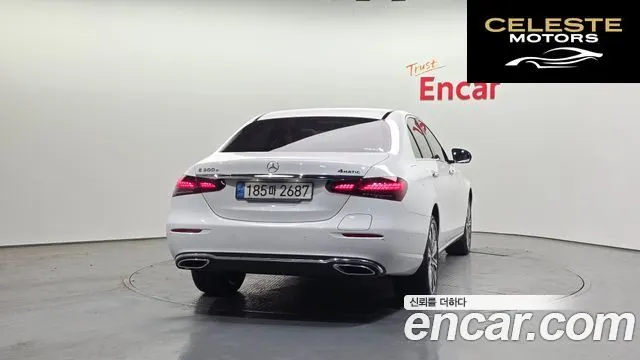 MERCEDES BENZ E-Classe W213 E300e 4MATIC Exclusive 2023 — photo 3 sur 4
