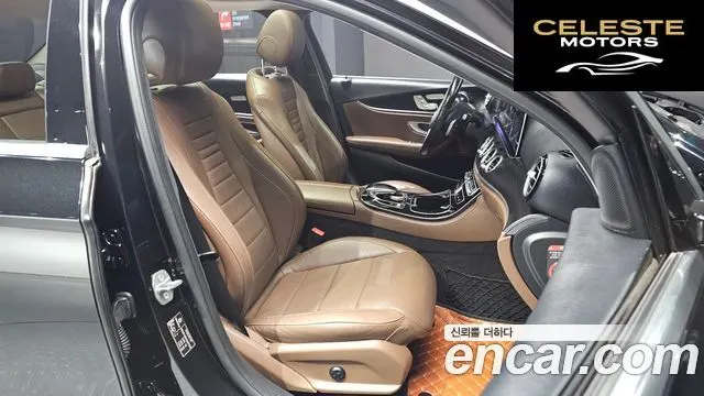 MERCEDES BENZ E-Classe W213 E300 Avantgarde 2017 — photo 10 sur 20