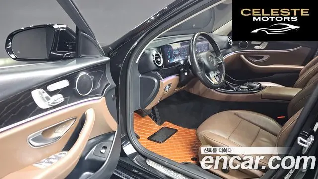 MERCEDES BENZ E-Classe W213 E300 Avantgarde 2017 — photo 11 sur 20