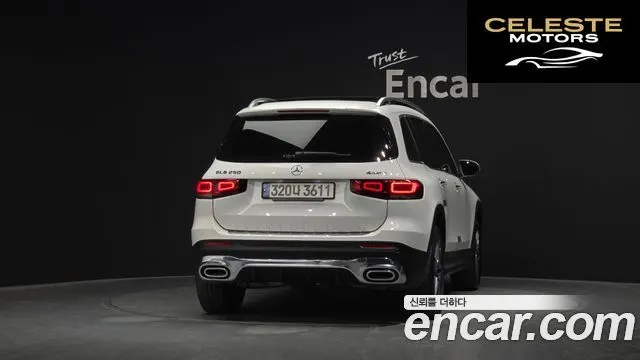 MERCEDES BENZ GLB-Classe X247 GLB250 4MATIC 2021 — photo 4 sur 26