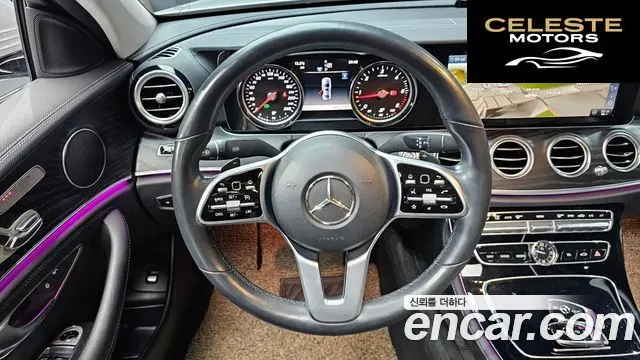 MERCEDES BENZ E-Classe W213 E220d 4MATIC Exclusive 2020 — photo 13 sur 20