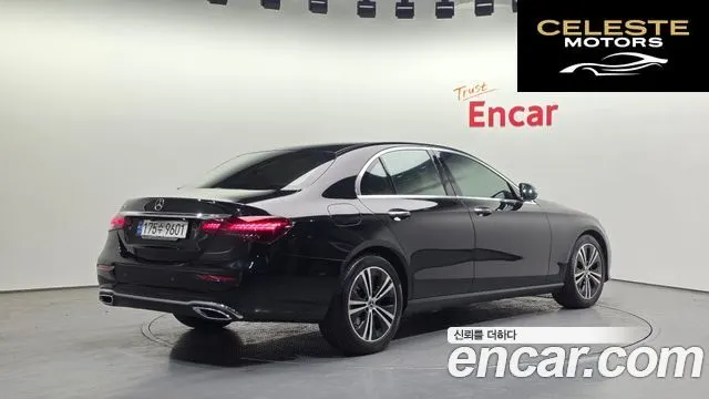 MERCEDES BENZ E-Classe W213 E250 Avantgarde 2021 — photo 2 sur 20