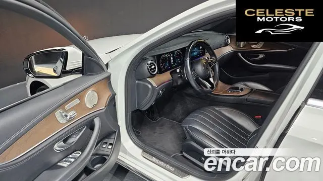 MERCEDES BENZ E-Classe W213 E300e 4MATIC Exclusive 2022 — photo 10 sur 26