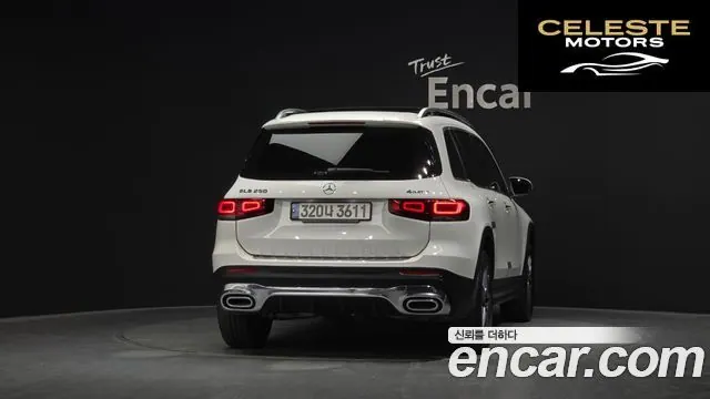 MERCEDES BENZ GLB-Classe X247 GLB250 4MATIC 2021 — photo 4 sur 26