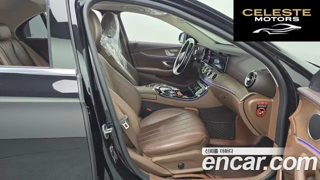 MERCEDES BENZ E-Classe W213 E220d 4MATIC Exclusive 2019 — photo 11 sur 26