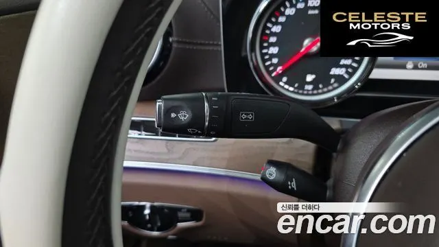 MERCEDES BENZ E-Classe W213 E220d 4MATIC Exclusive 2019 — photo 17 sur 26