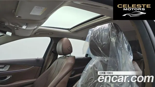 MERCEDES BENZ E-Classe W213 E220d 4MATIC Exclusive 2019 — photo 19 sur 26