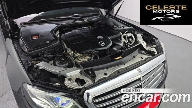 MERCEDES BENZ E-Classe W213 E220d 4MATIC Exclusive 2019 — photo 6 sur 26