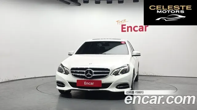 MERCEDES BENZ E-Classe W212 E220 Avantgarde 2016 — photo 3 sur 20