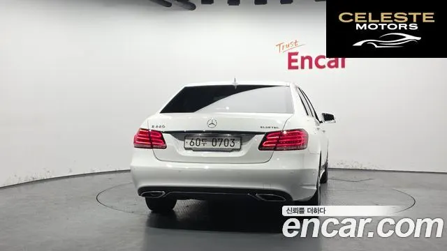 MERCEDES BENZ E-Classe W212 E220 Avantgarde 2016 — photo 4 sur 20