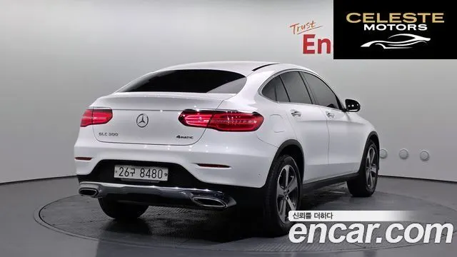 MERCEDES BENZ GLC-Classe X253 GLC300 4MATIC Coupé 2019 — photo 2 sur 20