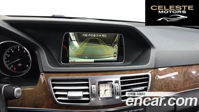 MERCEDES BENZ E-Classe W212 E300 2014 — photo 15 sur 20