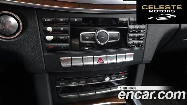 MERCEDES BENZ E-Classe W212 E300 2014 — photo 17 sur 20