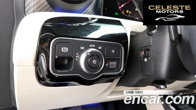 MERCEDES BENZ A-Classe W177 A220 Berline 2024 — photo 13 sur 20