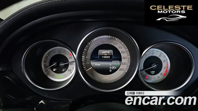 MERCEDES BENZ CLS-Classe W218 CLS400 2015 — photo 8 sur 20