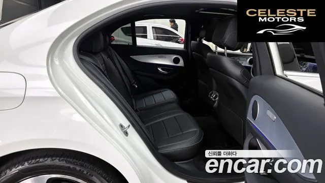MERCEDES BENZ E-Classe W213 E250 Avantgarde 2020 — photo 12 sur 20