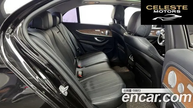 MERCEDES BENZ E-Classe W213 E300 4MATIC Exclusive 2018 — photo 12 sur 20