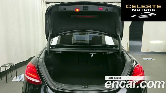 MERCEDES BENZ E-Classe W213 E300 4MATIC Exclusive 2018 — photo 20 sur 20