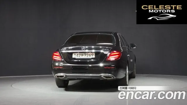 MERCEDES BENZ E-Classe W213 E300 4MATIC Exclusive 2018 — photo 4 sur 20
