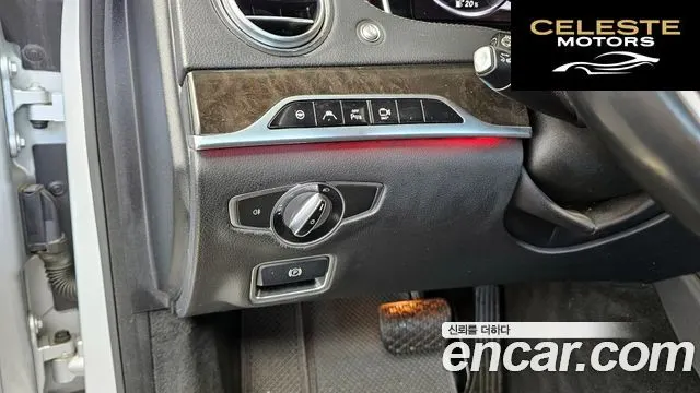 MERCEDES BENZ S-Classe W222 S350 2015 — photo 16 sur 26