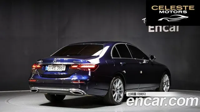 MERCEDES BENZ E-Classe W213 E300e 4MATIC Exclusive 2022 — photo 2 sur 20