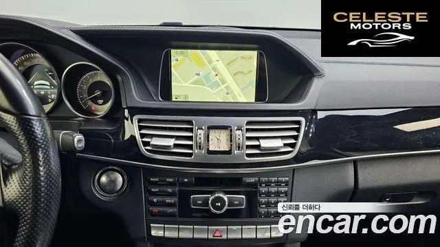 MERCEDES BENZ E-Classe W212 E400 4MATIC 2015 — photo 14 sur 20