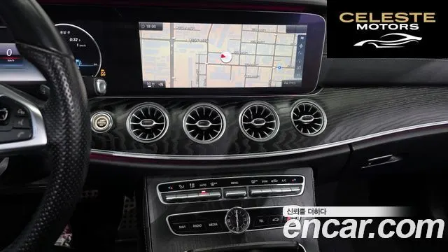 MERCEDES BENZ E-Classe W213 E220d Coupé 2017 — photo 14 sur 20