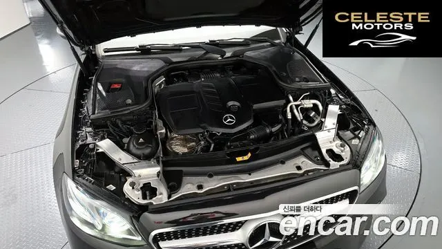 MERCEDES BENZ E-Classe W213 E220d Coupé 2017 — photo 6 sur 20