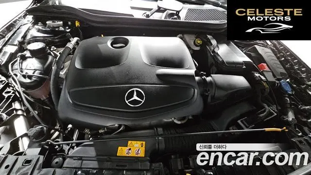 MERCEDES BENZ GLA-Classe X156 GLA220 2018 — photo 6 sur 20