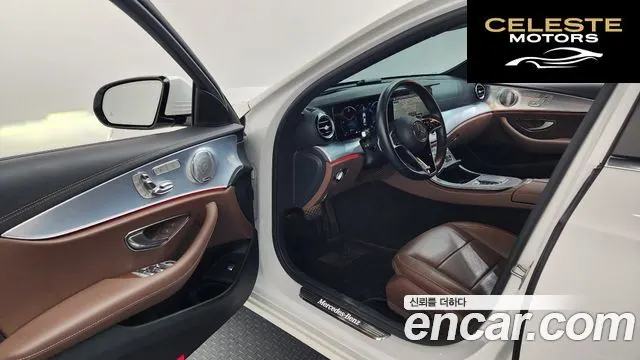 MERCEDES BENZ E-Classe W213 E350 4MATIC Avantgarde 2021 — photo 10 sur 20
