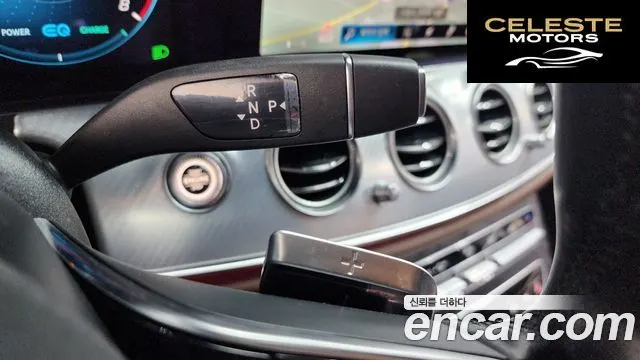 MERCEDES BENZ E-Classe W213 E350 4MATIC Avantgarde 2021 — photo 9 sur 20