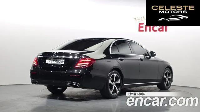 MERCEDES BENZ E-Classe W213 E250 Avantgarde 2020 — photo 2 sur 20